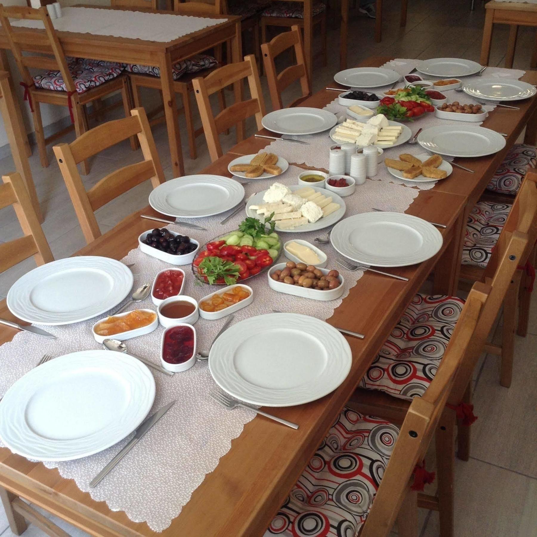 Ayvalik Konak Pansiyon ภายนอก รูปภาพ
